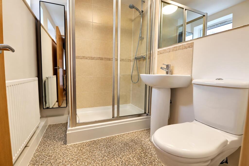 Apartment in Hemel Hempstead - View 4