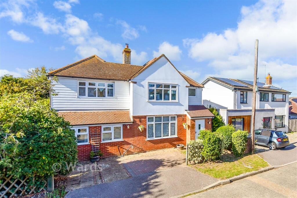 5-bed detached on Linden Avenue, Whitstable, Kent, £700,000