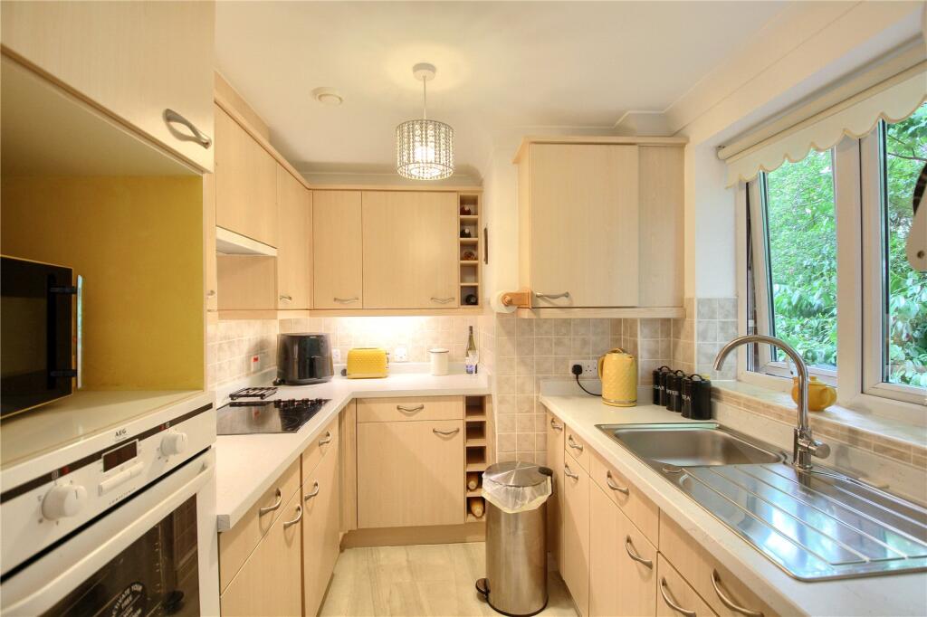 Apartment in Egglescliffe, Stockton-on-Tees - View 3