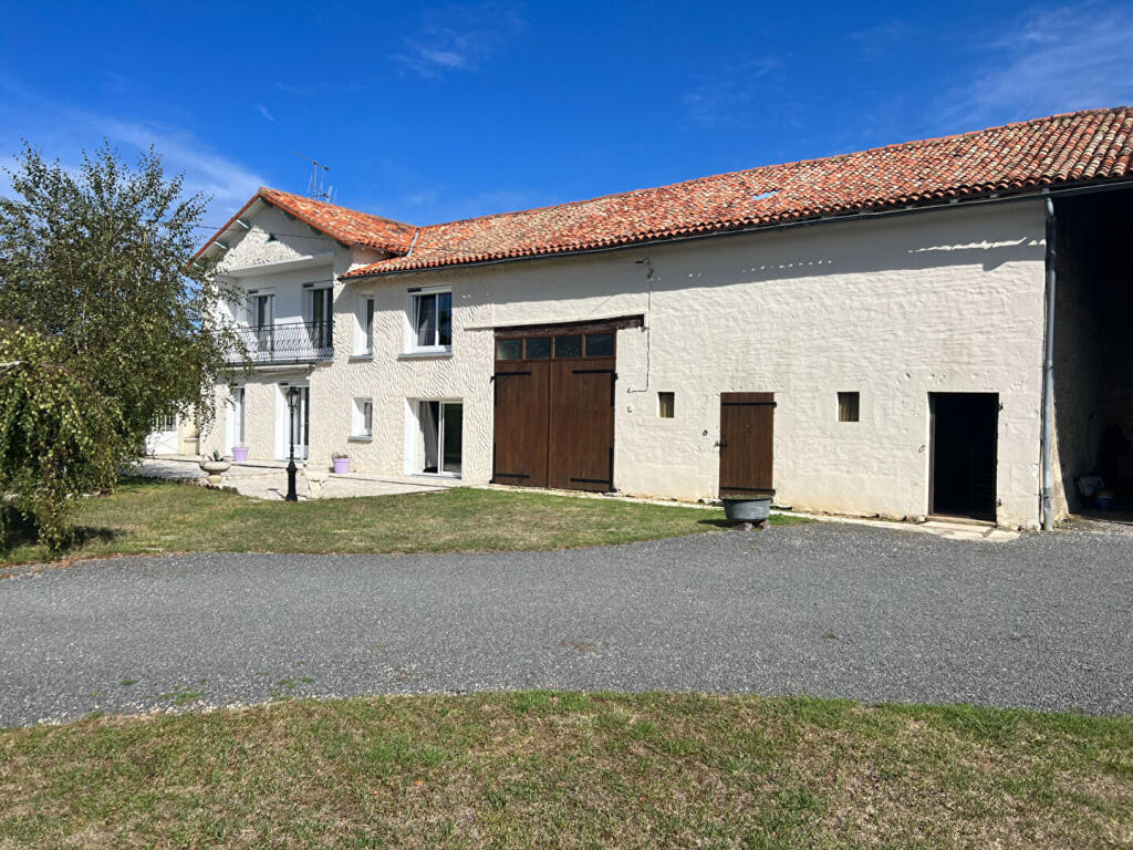 Main image of property: Poitou-Charentes, Vienne, Savigné