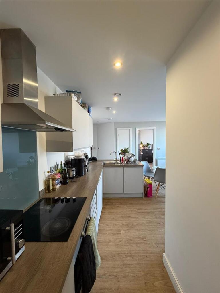 Apartment in Manchester - View 5