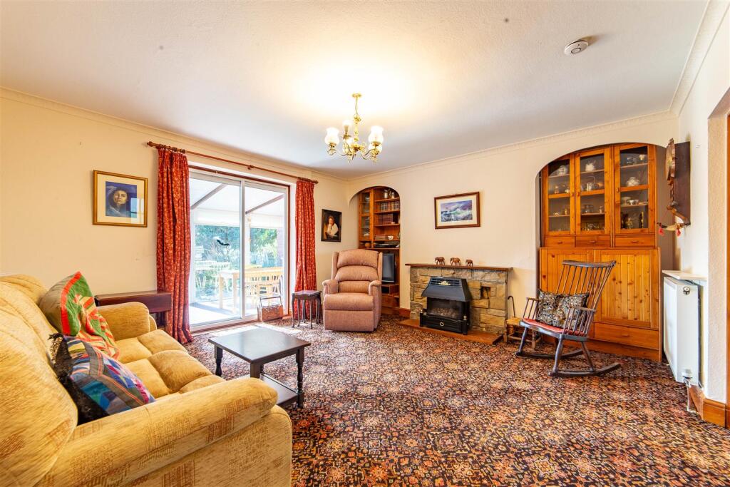 House in Ponteland, Northumberland - View 2