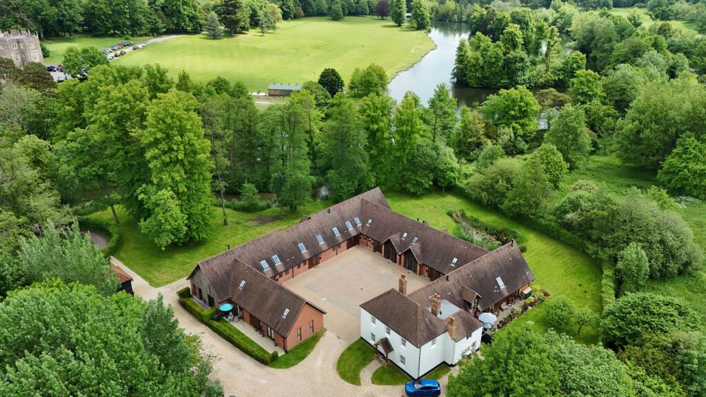 House in Reading - View 4