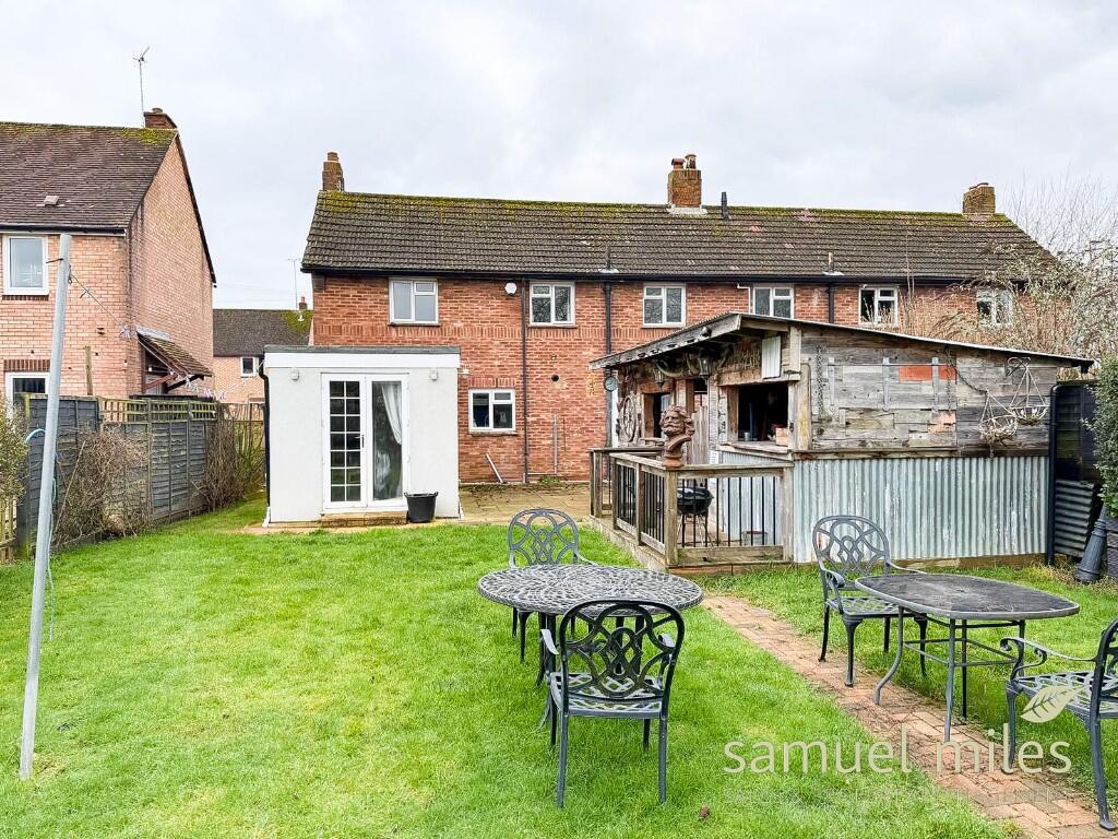 5 Green Meadow Avenue, Swindon, Wiltshire, SN25 1JB photo 3