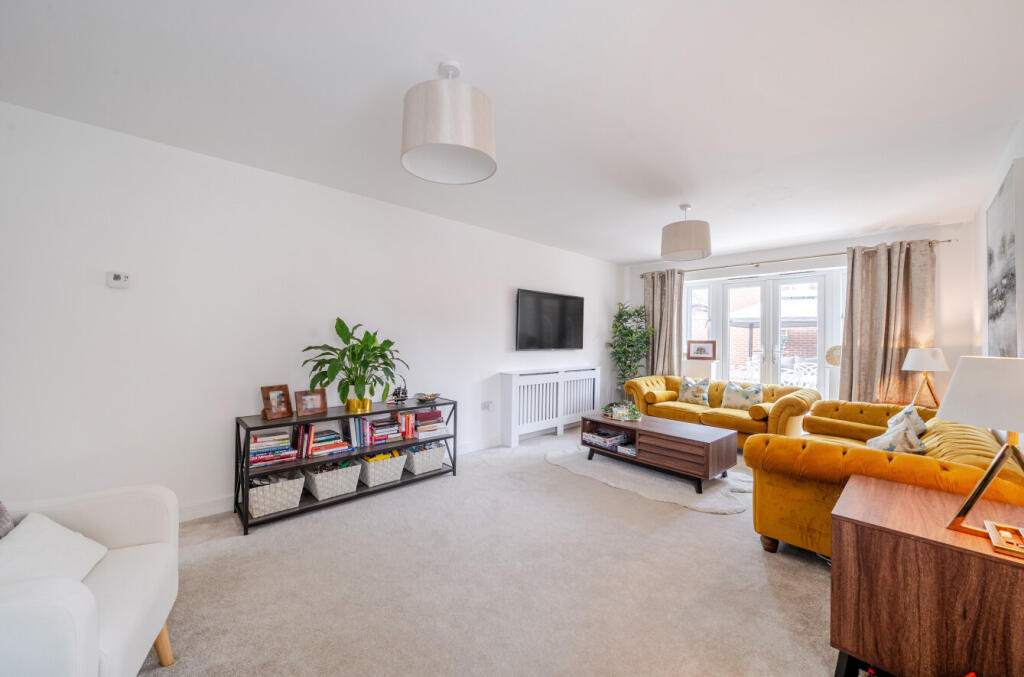 Pearce Drive, Faringdon, Oxfordshire, SN7 photo 3