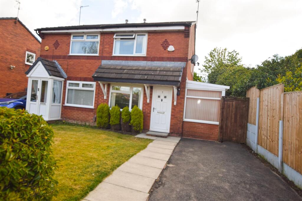 Main image of property: Penrose Gardens, Middleton, Manchester
