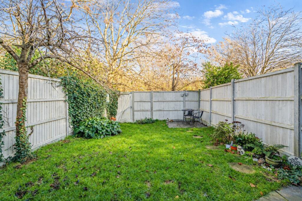 Additional image 12 of Craiglands, St. Albans, Hertfordshire, AL4