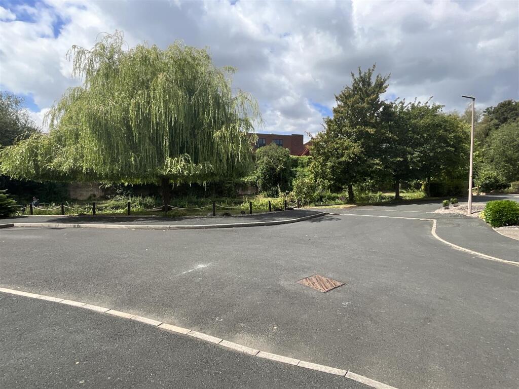 Additional image 26 of Kererwin Close, Cradley Heath