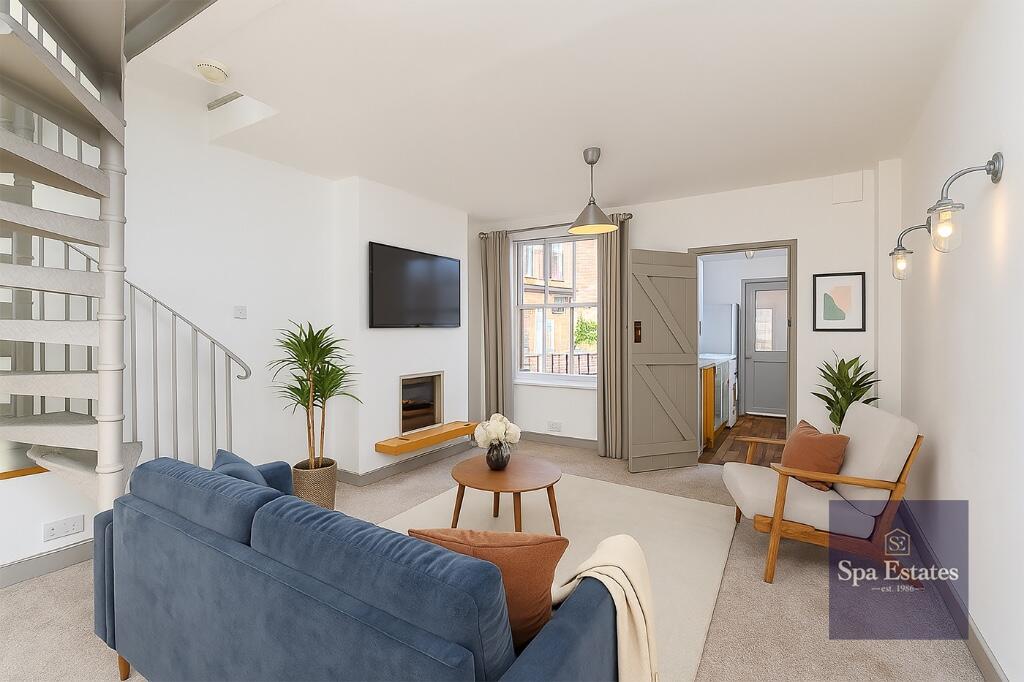 19, Princes Street, Leamington Spa, Warwickshire, CV32 photo 2