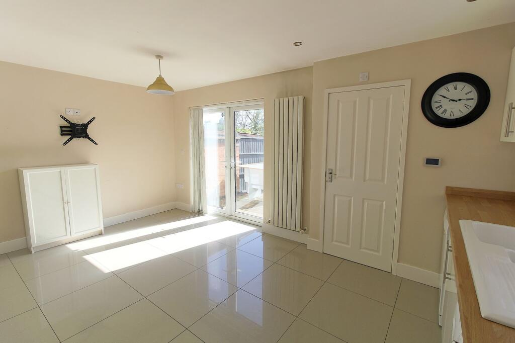 House in Oadby and Wigston, Leicestershire - View 5