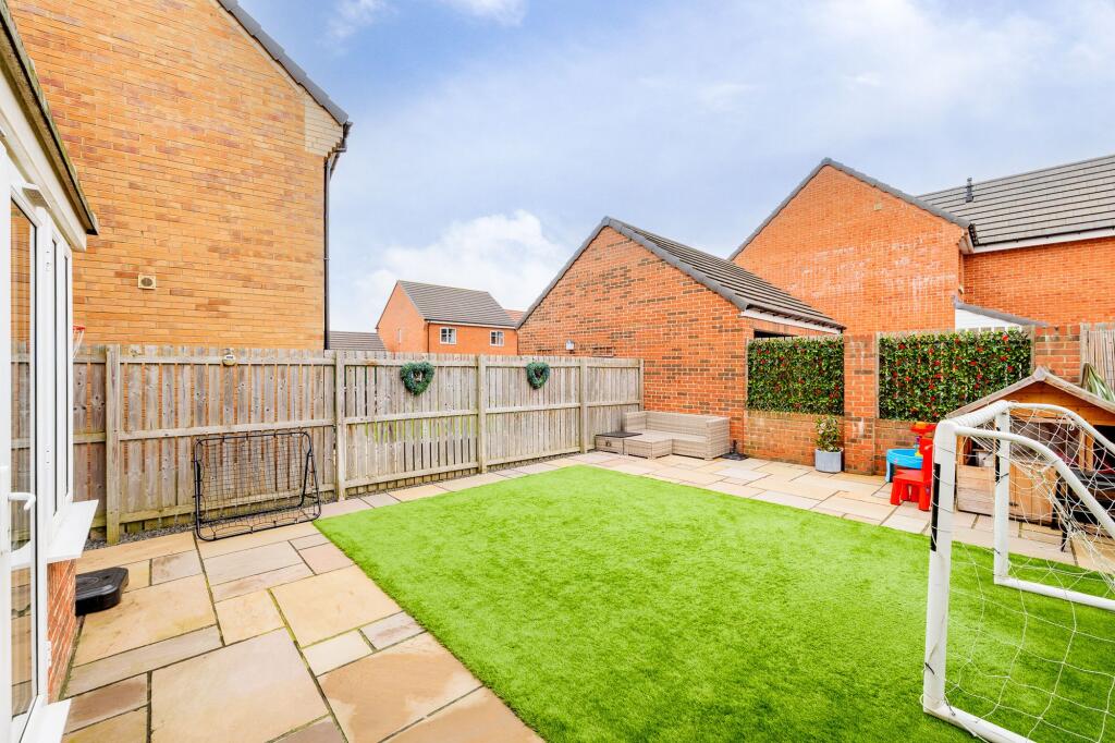 House in North Tyneside, Northumberland Park, Backworth - View 5