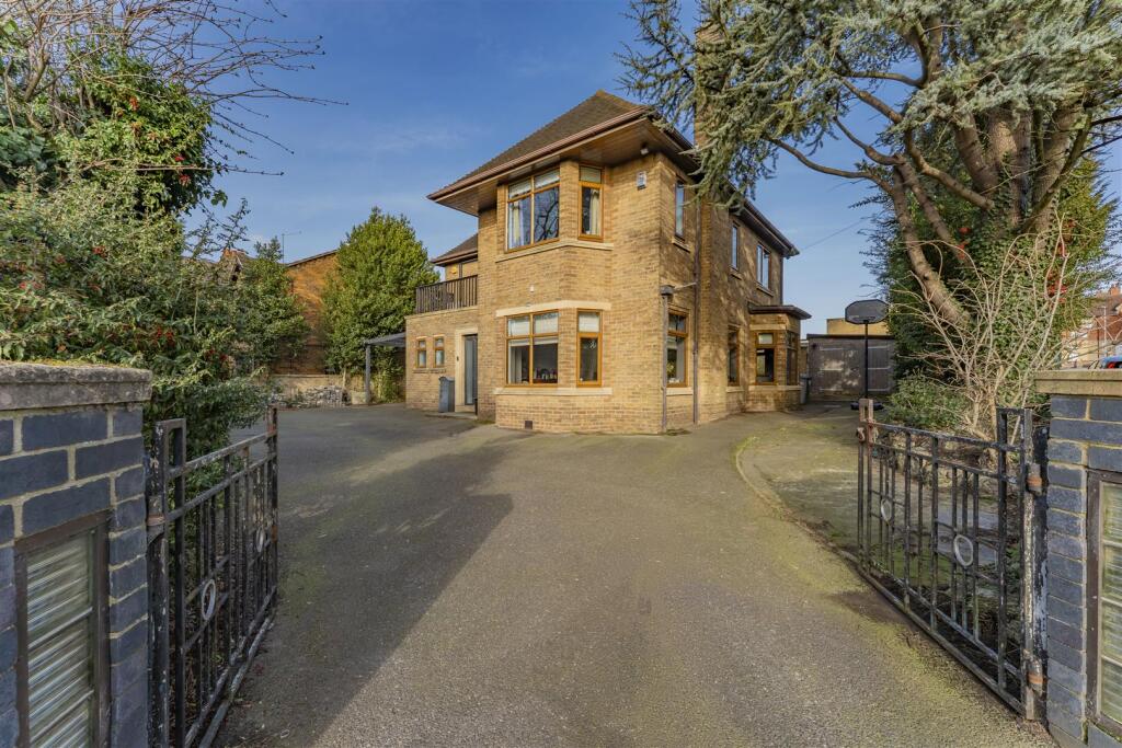 Main image of property: Rockingham Road, Kettering