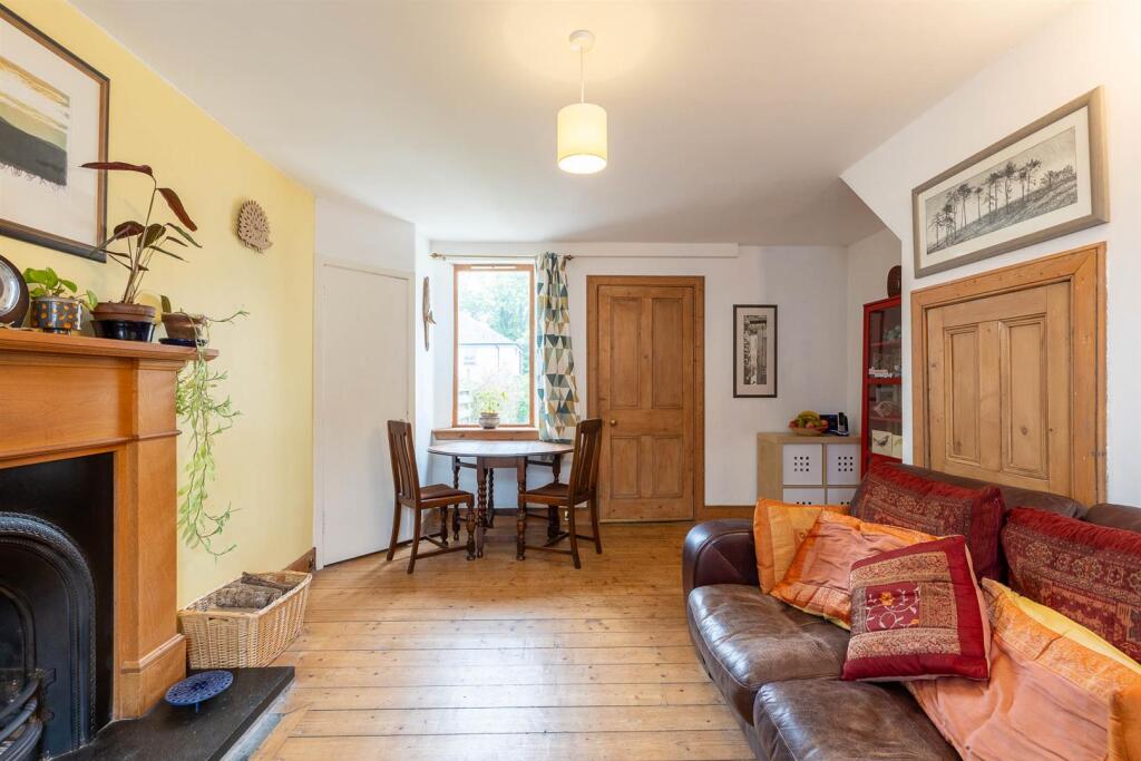 House in Perth - View 4
