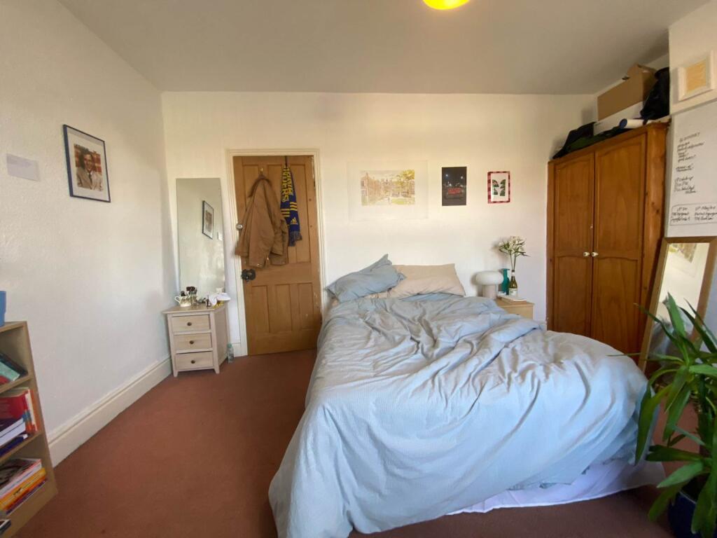 House in Manchester - More