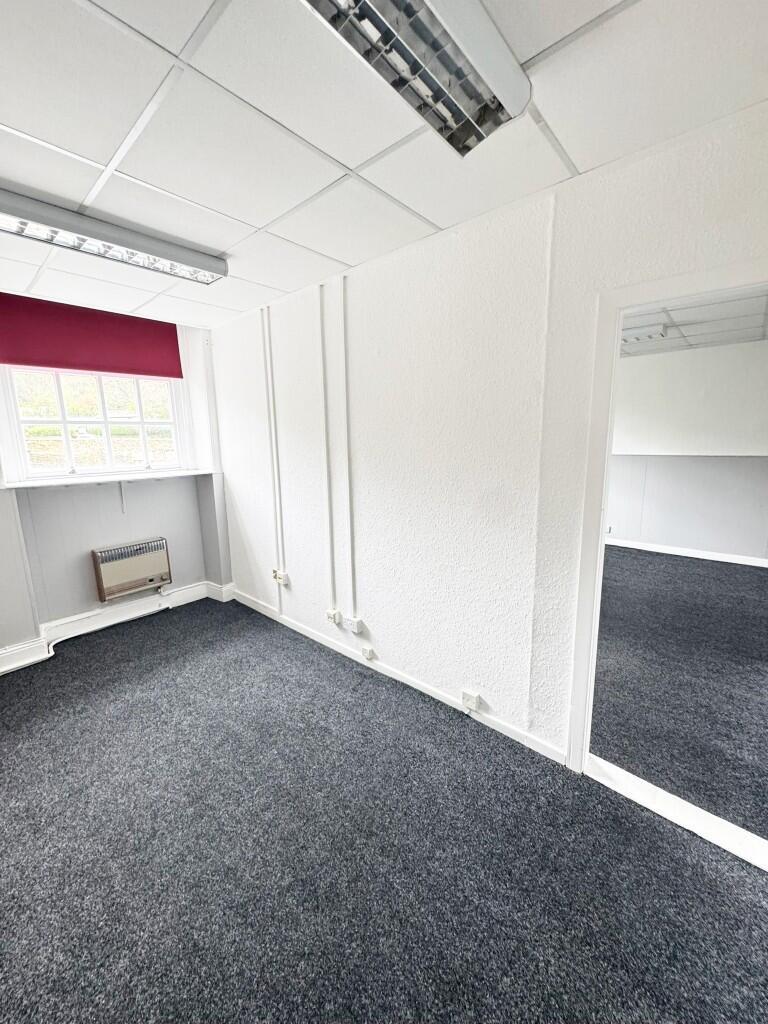 Office 7 (2)