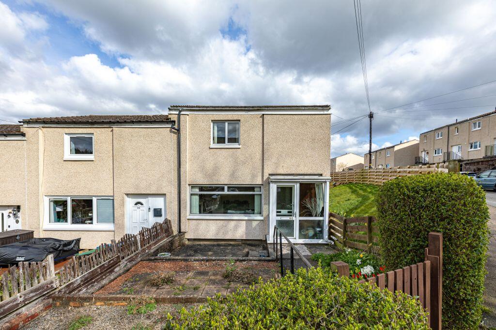Main image of property: 32 Mossilee Crescent, Galashiels, TD1 1LT