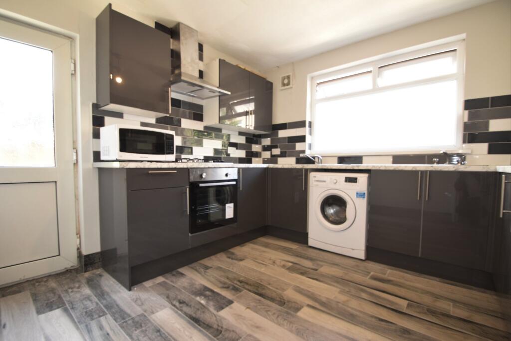 House in Cardiff, Plasnewydd, Roath - View 3