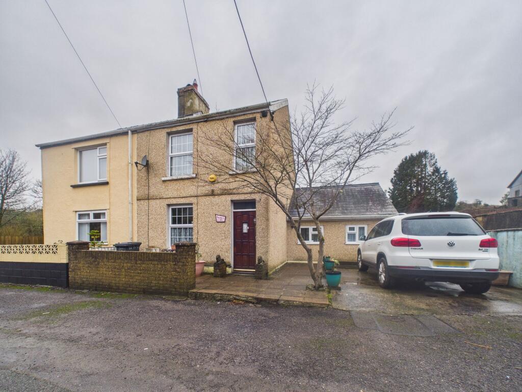 Main image of property: Mechanics Square, Scwrfa, NP22