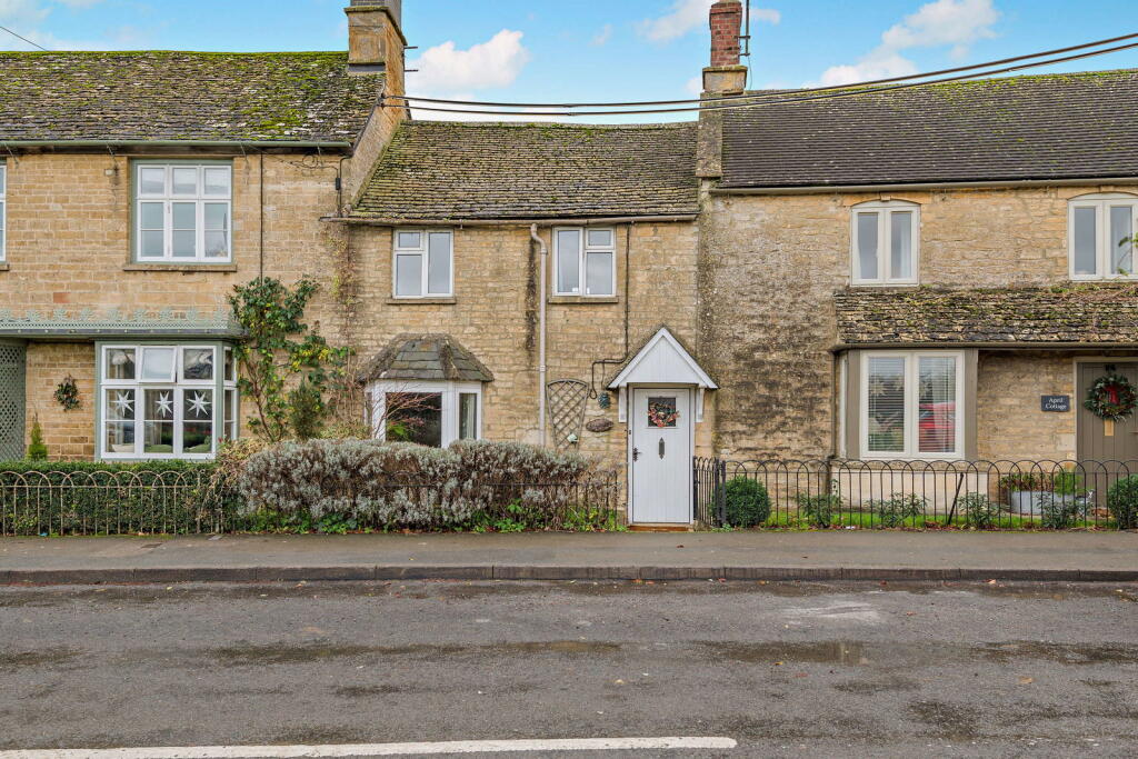 Main image of property: Shipton Road,Milton-under-Wychwood,Chipping Norton,OX7 6JL