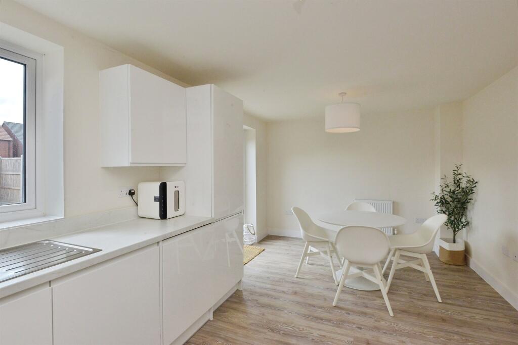 Newcome Street, Hanslope, Milton Keynes photo 4