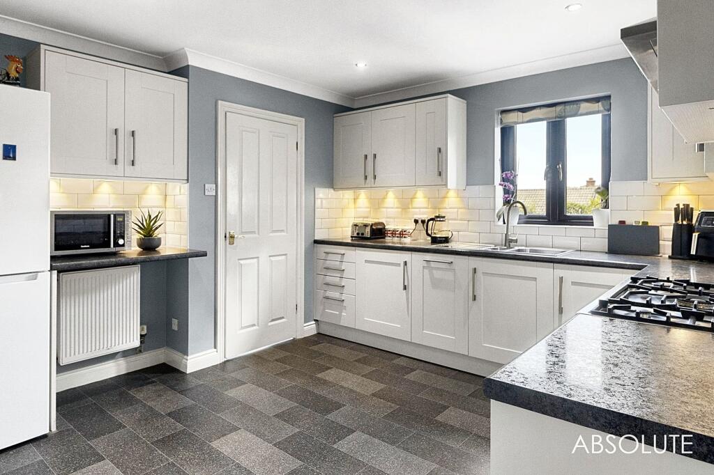Mulberry Close, Paignton, TQ3 photo 3