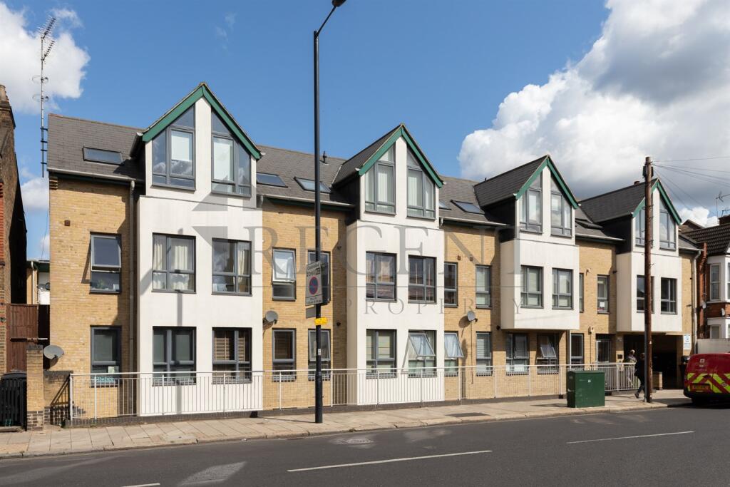 Main image of property: Regal Building, Kilburn Lane, W10
