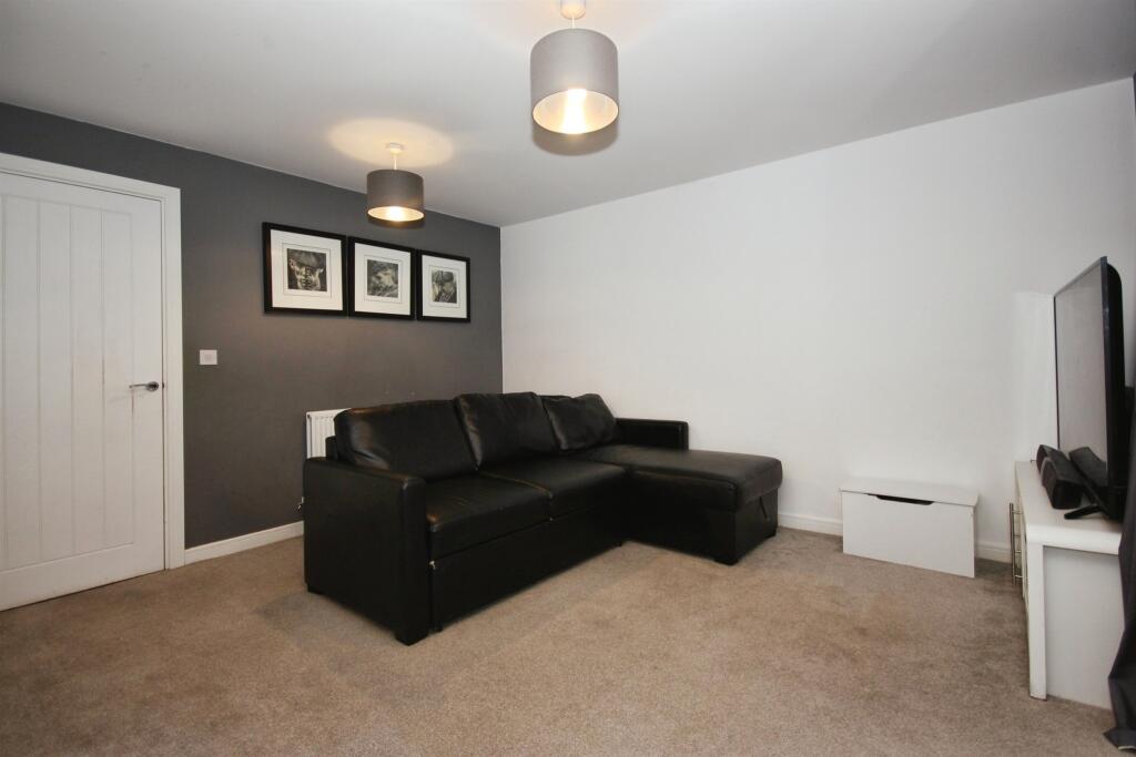 House in Stratford-on-Avon, Lighthorne Heath - View 3