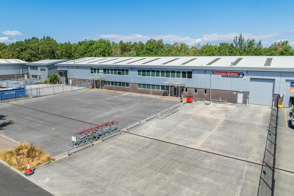 Units 3-4 Red Lodge Business Park, Weston Super Mare-14.jpg