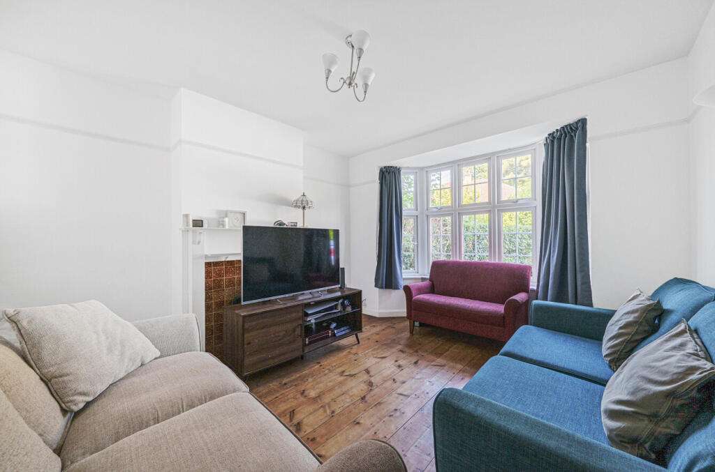 House in Woking, Maybury, Westfield - View 5