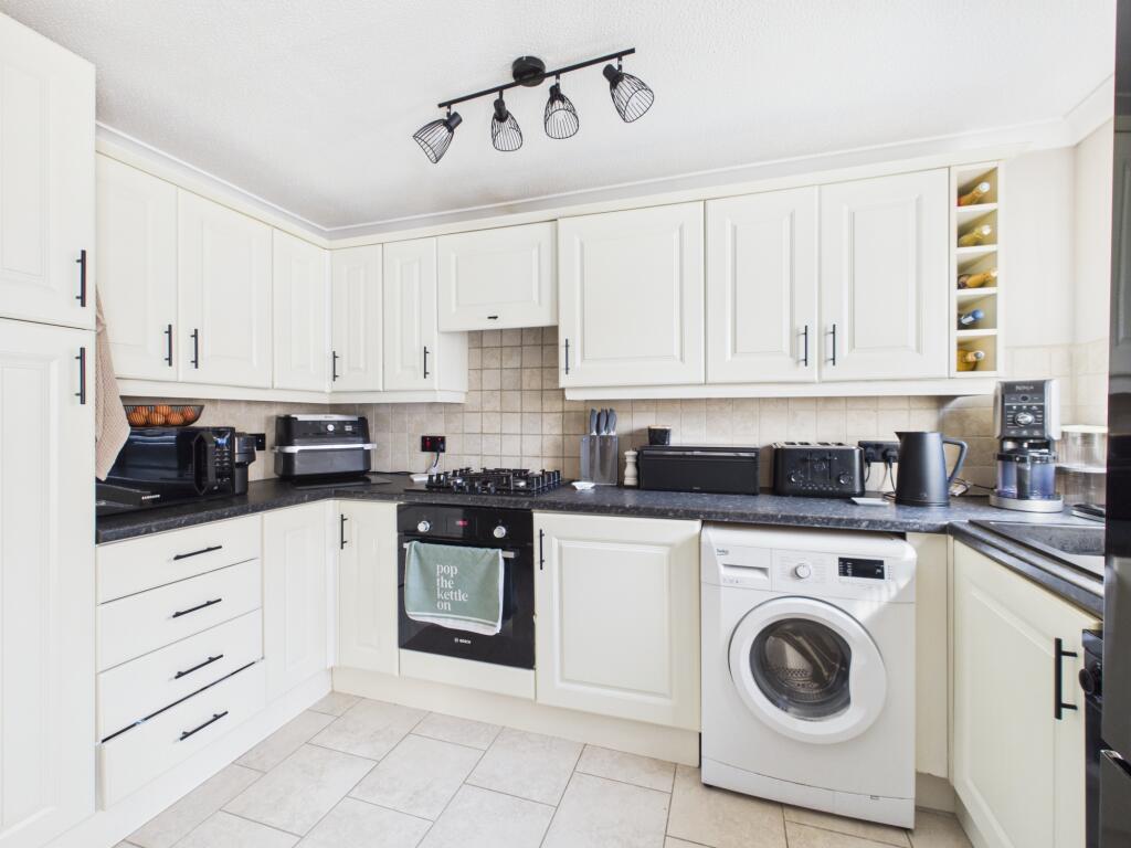 Mulberry Way, Chineham, Basingstoke, RG24 photo 4