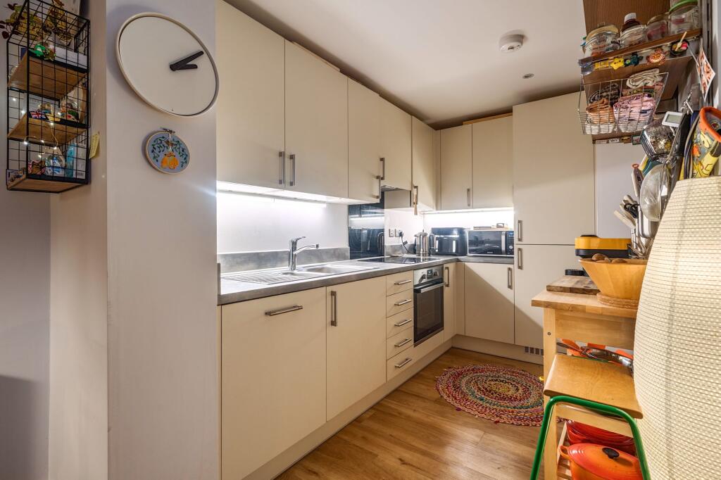 Apartment in Bristol, City of Bristol - View 4