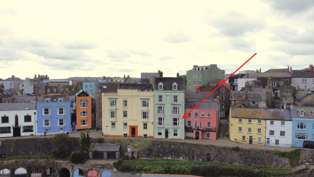 Apartment in Swansea