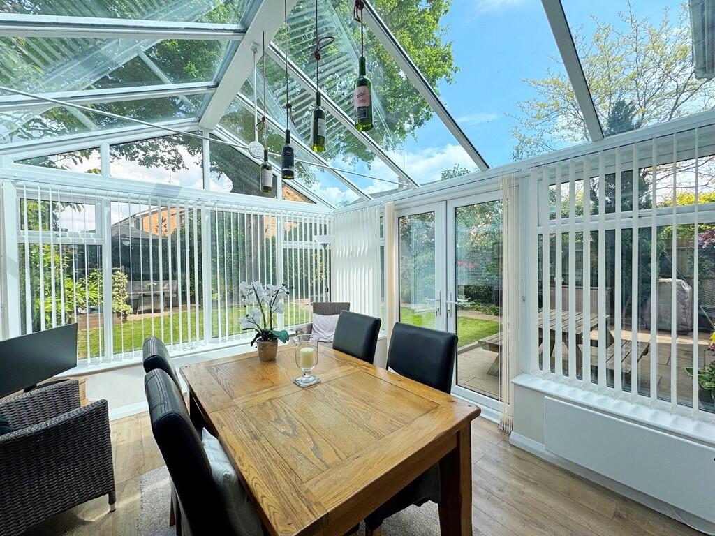 House in Warwick, Kenilworth - View 5