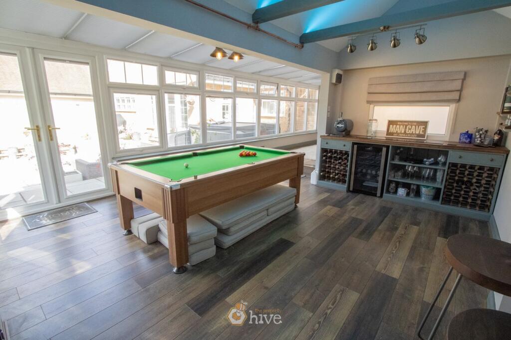 House in Doncaster - View 4