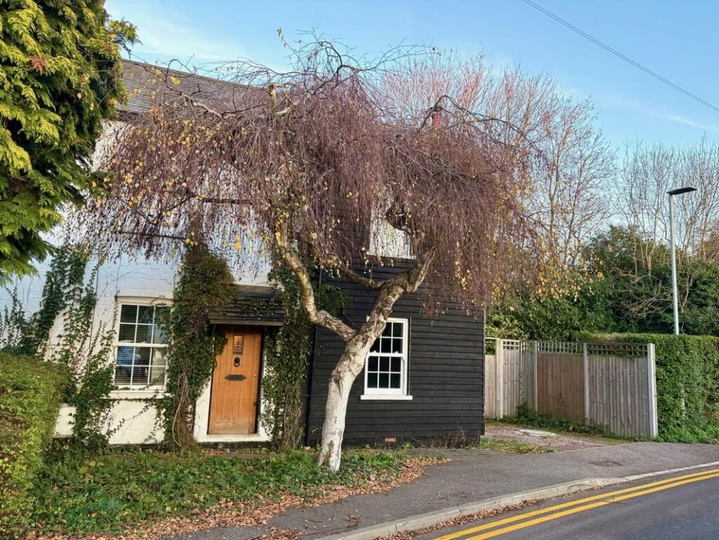Main image of property: Pooleys Lane, Hatfield, AL9
