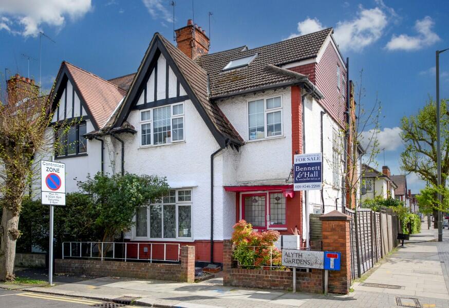 Main image of property: ALYTH GARDENS, TEMPLE FORTUNE, NW11