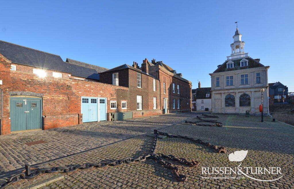 2-bed terraced on Stunning Quayside Home, £200,000