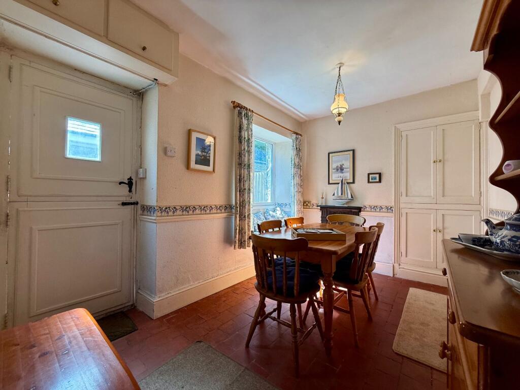 5 New Cottages, Penmaenpool, Dolgellau, LL40 1YD photo 3