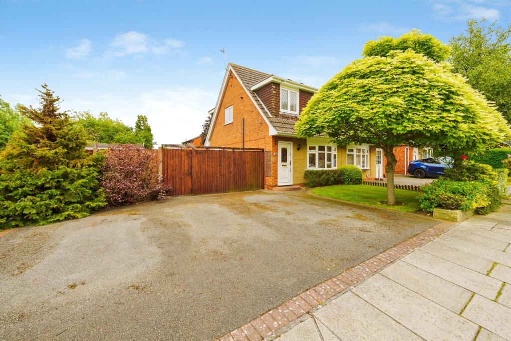 Main image of property: Kingfisher Way, Wirral