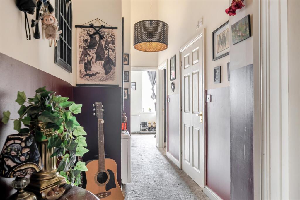 Apartment in Devizes, Roundway - More