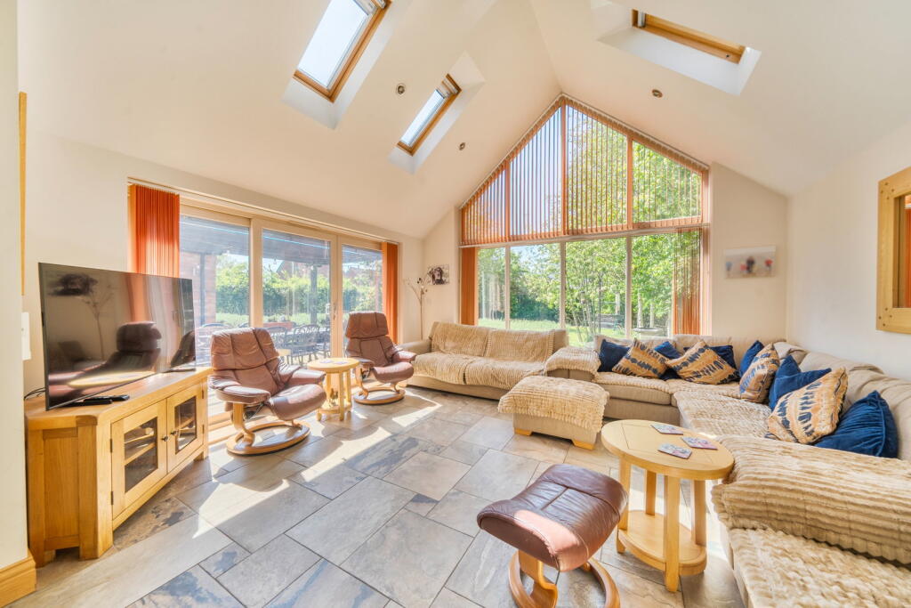 West Glen House, Corby Glen photo 4