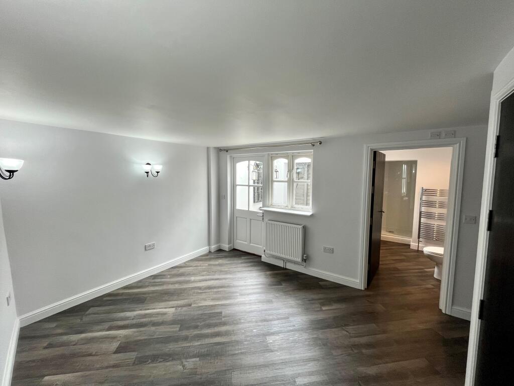 Apartment in Ipswich - More