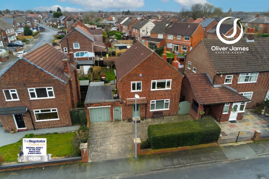 Main image of property: Queensway, Irlam, M44