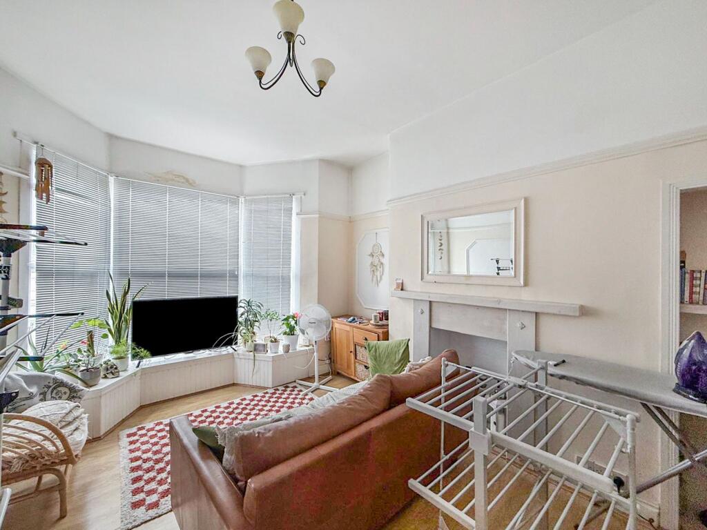 Apartment in Hull, Kingston upon Hull - View 2