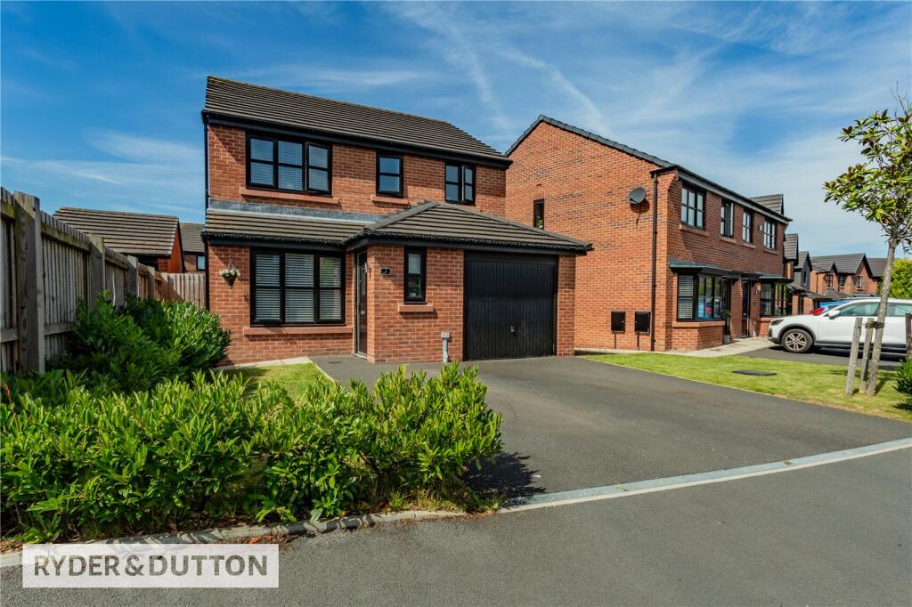 3-bed detached on Trinity Drive, Failsworth, Manchester, Greater Manchester, M35, £355,000