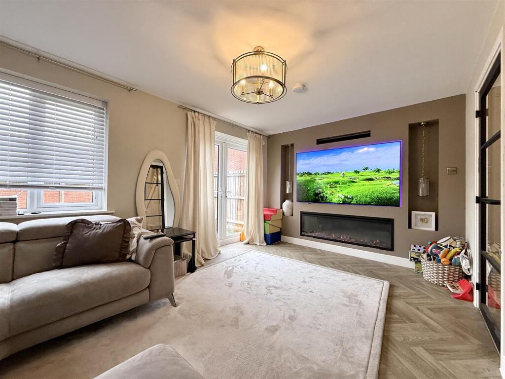 House in Leicester - More