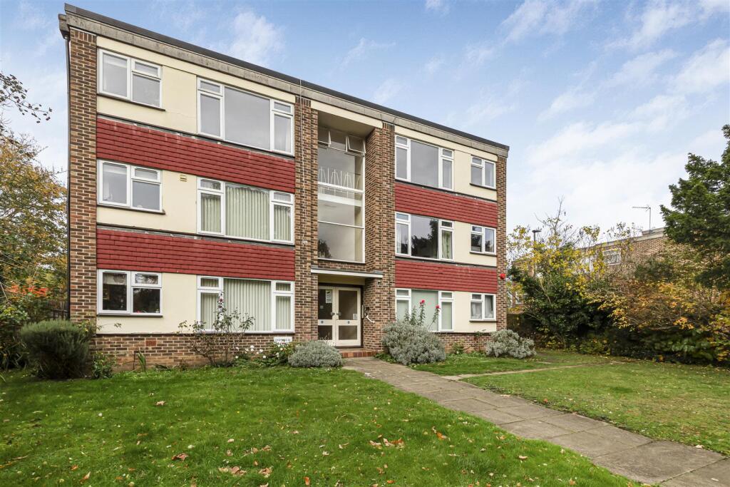 Main image of property: Imperial Court, Willow Grove, Chislehurst, BR7 5BZ