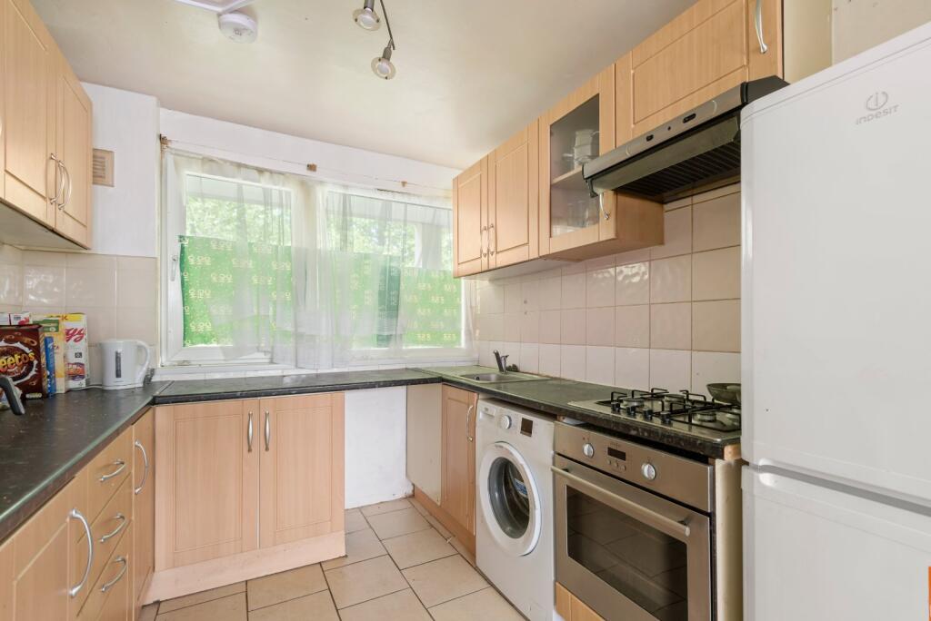 Main image of property: Kinross House,
Bemerton Estate, N1