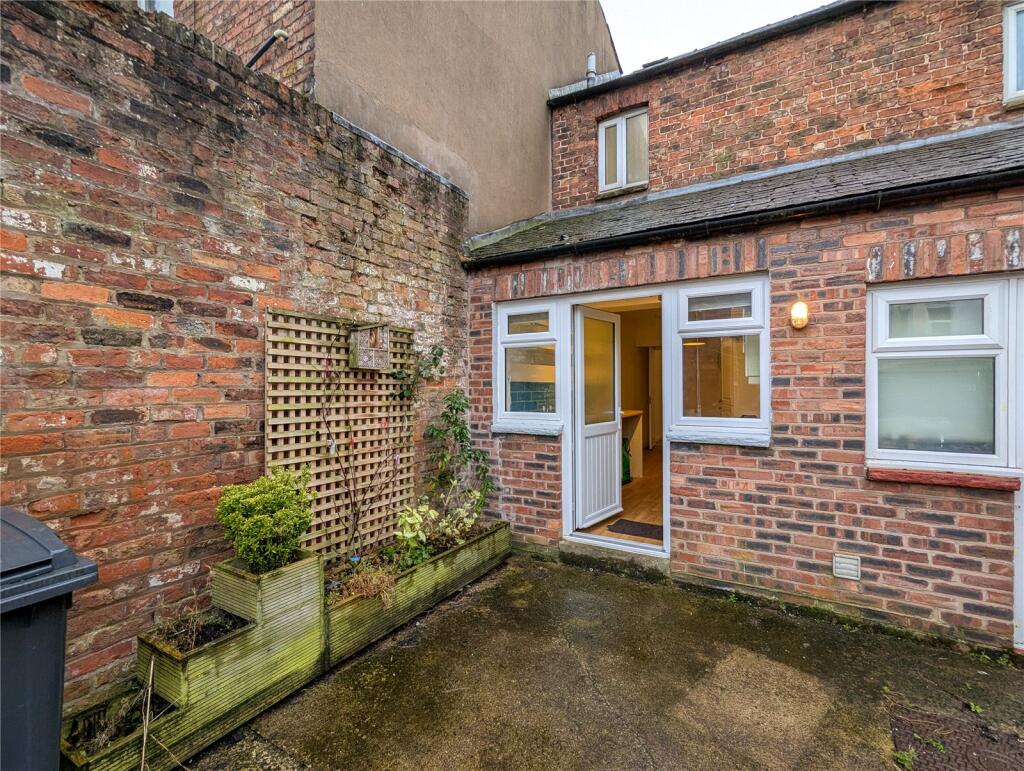 5 Howe Street, Carlisle, Cumbria photo 4