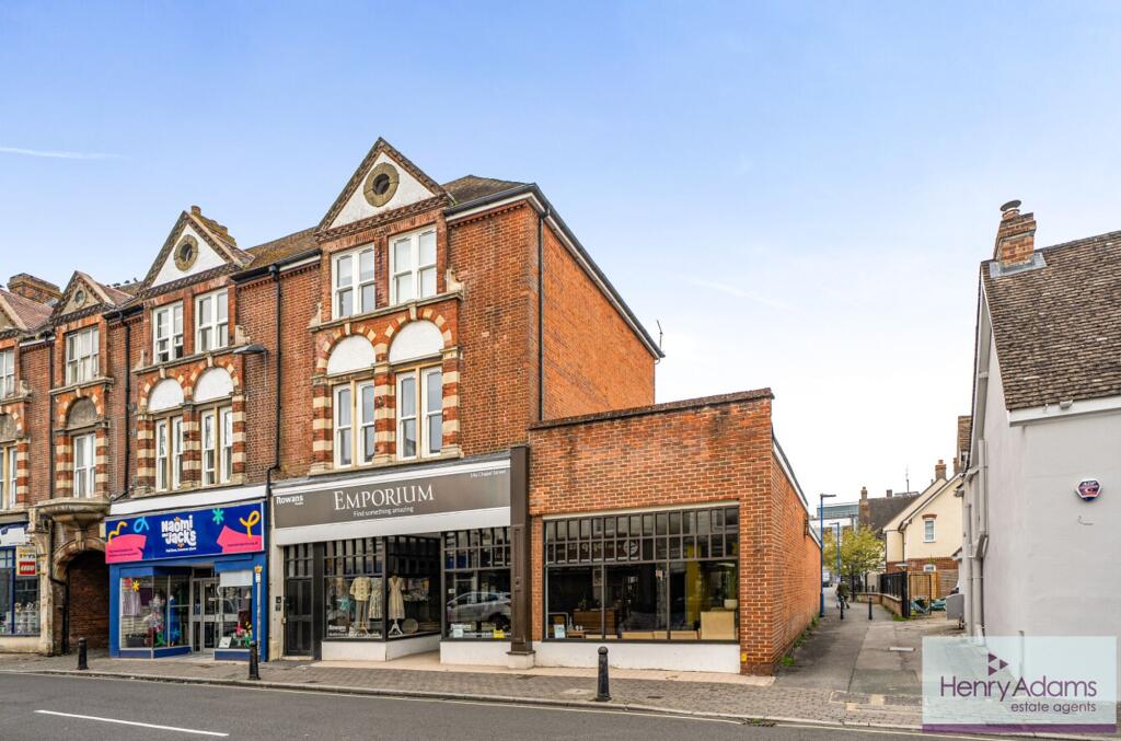Main image of property: Chapel Street, Petersfield, GU32